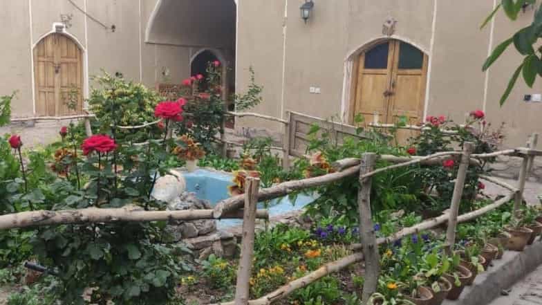 Kerman'daki en iyi Zahroud turizm konaklama yeri